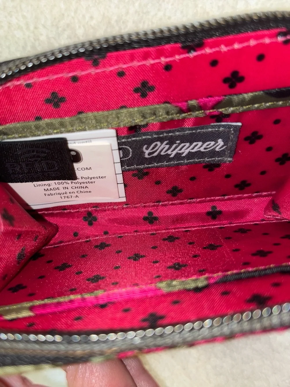 Lug chipper wallet camo orchid rfid wristlet strap